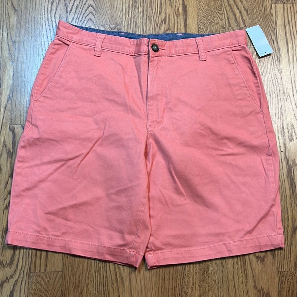 George Flat Front Coral Shorts 32 NWT